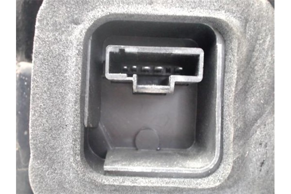 Recambio de piloto trasero izquierdo para dacia logan 1 1.6 prestige referencia OEM IAM 8200413996  