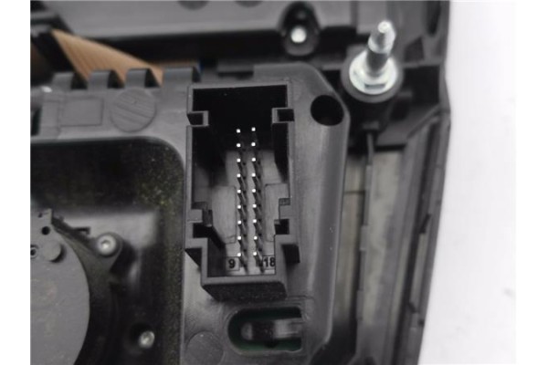 Recambio de mandos climatizador para bmw serie 5 berlina (f10) 2.0 520d referencia OEM IAM 924123901  