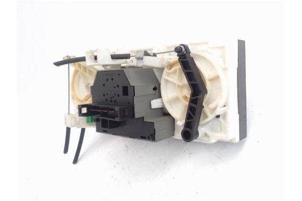 Recambio de mandos calefaccion / a.a. para opel astra g berlina 1.6 16v referencia OEM IAM 90673  