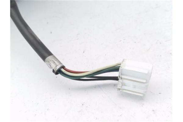 Recambio de retrovisor electrico derecho para toyota avensis berlina (t25) 1.8 sol berlina (5-ptas) referencia OEM IAM E11015829