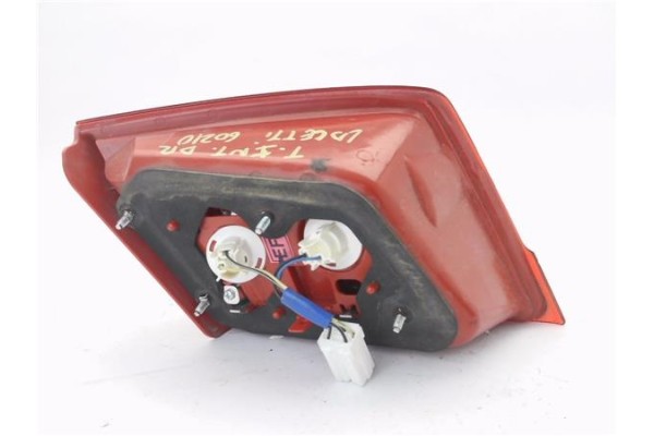 Recambio de piloto porton trasero derecho para chevrolet lacetti 1.6 cdx referencia OEM IAM 96551217  
