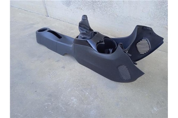 Recambio de embellecedor consola central para citroen c1 1.2 feel referencia OEM IAM B0007464ZD B0007465ZD 