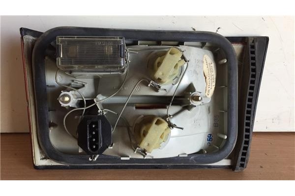 Recambio de piloto trasero izquierdo para bmw serie 5 berlina (e34) 2.0 520i (110kw) referencia OEM IAM 1384011  63211384011 , B
