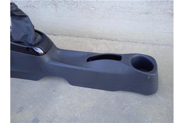 Recambio de embellecedor consola central para citroen c1 1.2 feel referencia OEM IAM B0007464ZD B0007465ZD 