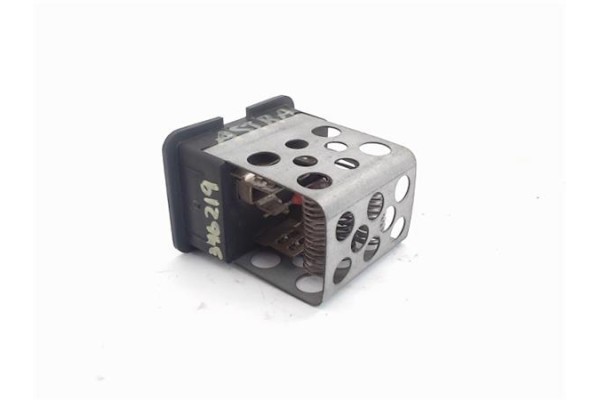 Recambio de resistencia calefaccion para opel astra g berlina 1.6 16v referencia OEM IAM 6845782  