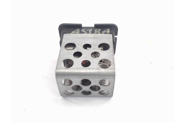 Recambio de resistencia calefaccion para opel astra g berlina 1.6 16v referencia OEM IAM 6845782  