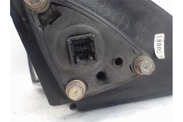 Recambio de retrovisor electrico izquierdo para hyundai elantra (xd) referencia OEM IAM E4012151  