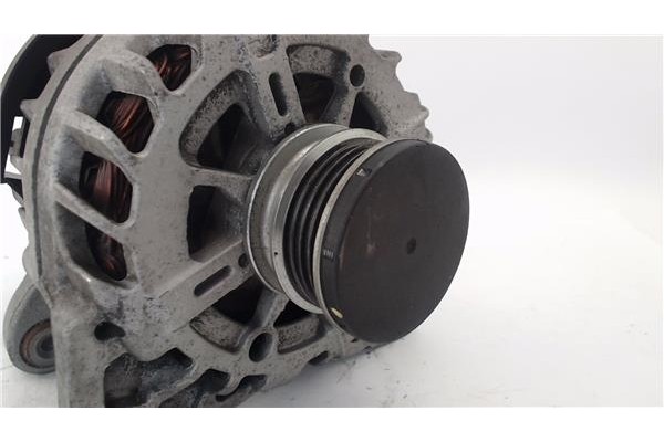 Recambio de alternador para dacia sandero stepway 2017-2020 1.0 sce stepway 75 (b8jc, b8jd) referencia OEM IAM 231007582R  
