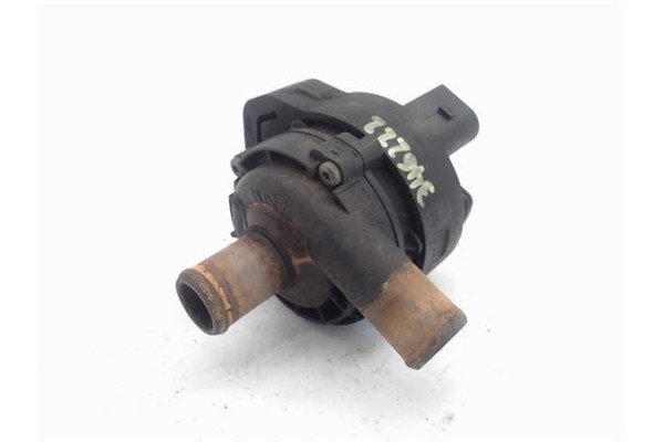 Recambio de bomba de agua para mercedes-benz sprinter 3,5-t furgón (906) 311 cdi referencia OEM IAM a2118350028  
