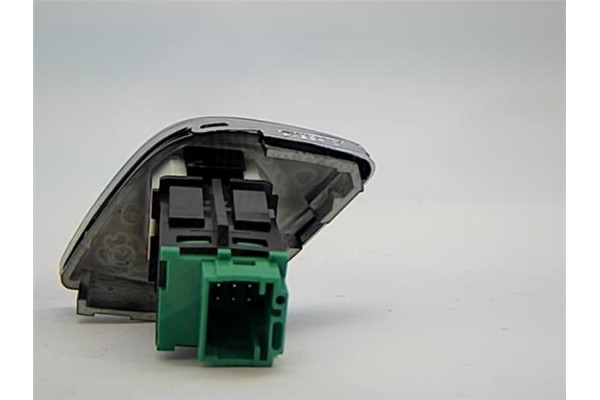 Recambio de conjunto interruptores para citroen c3 1.4 attraction referencia OEM IAM 96656596XU 3385410102 