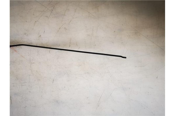 Recambio de brazo limpiaparabrisas delantero derecho para renault clio iii 1.5 dci (br17, cr17) referencia OEM IAM 7701061596  