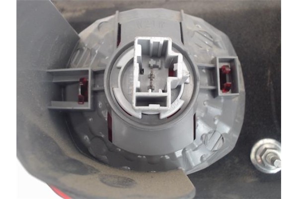 Recambio de piloto porton trasero izquierdo para honda accord berlina (cl/cn) referencia OEM IAM P5921L  