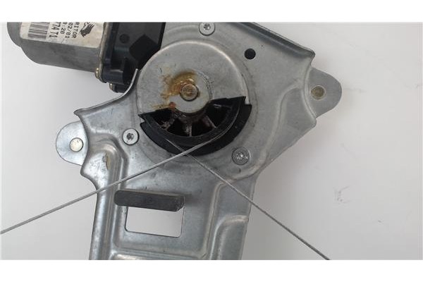 Recambio de mecanismo elevalunas trasero derecho para citroen xsara berlina referencia OEM IAM 400774 100128 