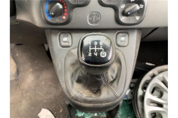 Recambio de pomo palanca cambio para fiat ii panda (169) 1.2 referencia OEM IAM   
