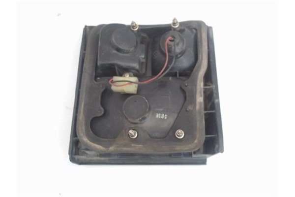 Recambio de piloto porton trasero izquierdo para ssangyong musso referencia OEM IAM 8360105852  