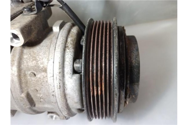 Recambio de compresor aire acond. para ssangyong rodius 2700 referencia OEM IAM 6652300011  