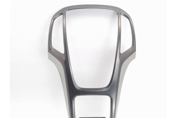 Recambio de embellecedor consola central para opel astra j 1.7 cdti referencia OEM IAM 13257562  