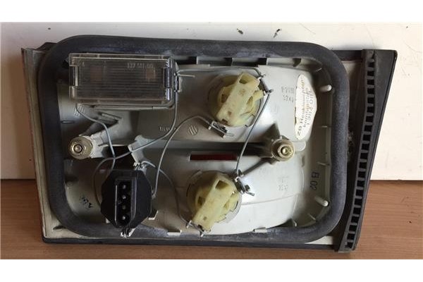 Recambio de piloto trasero izquierdo para bmw serie 5 berlina (e34) 1.8 518i referencia OEM IAM 1384011  
