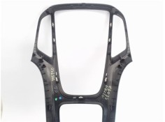 Recambio de embellecedor consola central para opel astra j 1.7 cdti referencia OEM IAM 13257562  