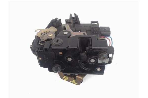 Recambio de cierre electromagnetico trasero izquierdo para audi a6 berlina (4b2) 2.4 (100kw) referencia OEM IAM 4B0839015G  