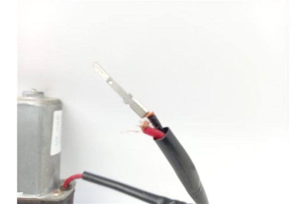 Recambio de mecanismo elevalunas delantero izquierdo para toyota yaris (ncp1/nlp1/scp1) 1.4 d-4d referencia OEM IAM 8572052020 1