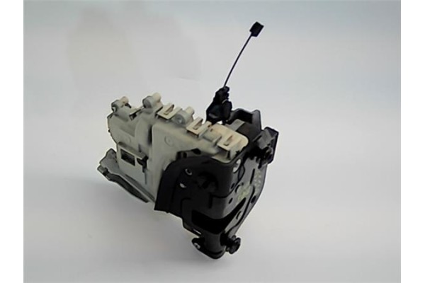 Recambio de cerradura puerta trasero derecha para seat altea xl (5p5) 1.6 tdi referencia OEM IAM W05P0839012B  