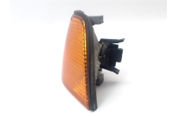 Recambio de intermitente delantero izquierdo para bmw serie 3 compacto (e36) 1.6 316i referencia OEM IAM 63138353277  