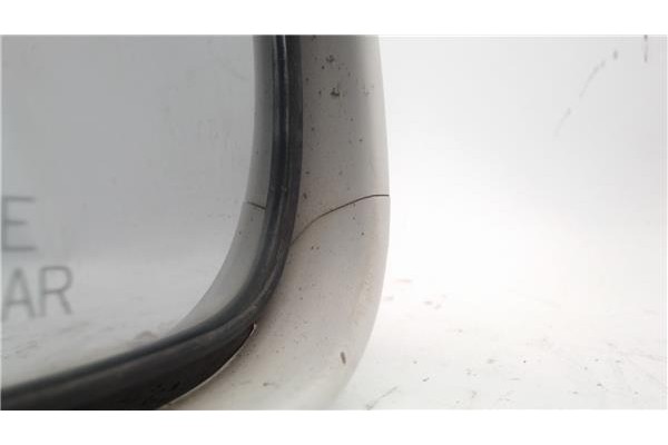 Recambio de retrovisor derecho para daewoo nexia referencia OEM IAM E13014002  