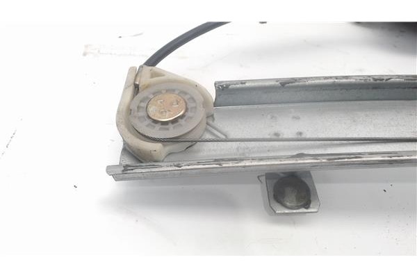 Recambio de mecanismo elevalunas trasero derecho para hyundai accent (lc) referencia OEM IAM 8340225000  