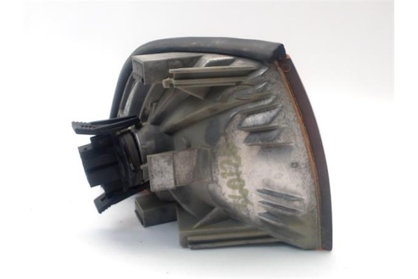 Recambio de intermitente delantero izquierdo para bmw serie 3 compacto (e36) 1.6 316i referencia OEM IAM 63138353277  