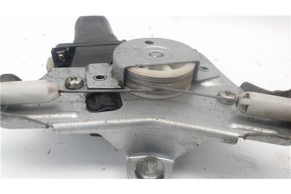 Recambio de mecanismo elevalunas trasero derecho para hyundai accent (lc) referencia OEM IAM 8340225000  