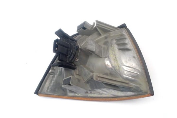 Recambio de intermitente delantero izquierdo para bmw serie 3 compacto (e36) 1.6 316i referencia OEM IAM 63138353277  