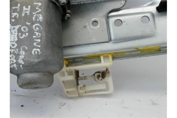 Recambio de mecanismo elevalunas trasero derecho para renault megane ii berlina 5p referencia OEM IAM   