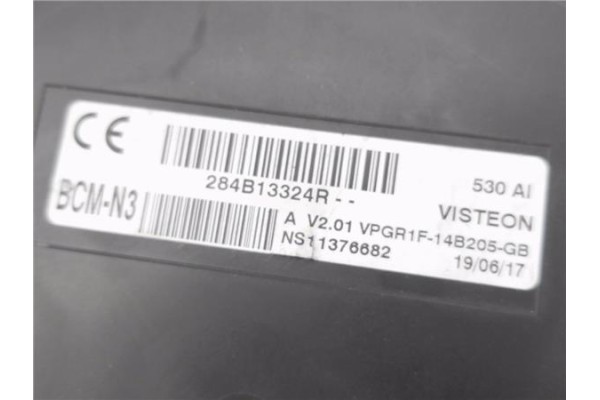 Recambio de caja fusibles/rele para renault master iii combi 2.3 l1h1 3,0t referencia OEM IAM 284B13324R  