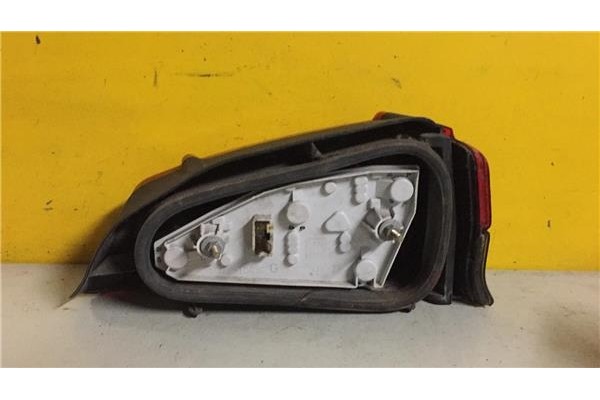 Recambio de piloto trasero izquierdo para peugeot 106 (s1) 1.0 kid referencia OEM IAM E95014  