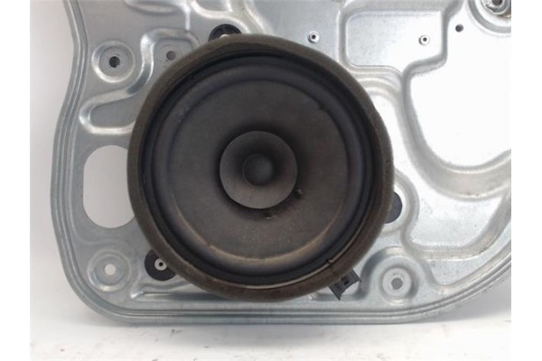 Recambio de elevalunas electrico trasero derecho para volvo v50 familiar referencia OEM IAM 8679083  