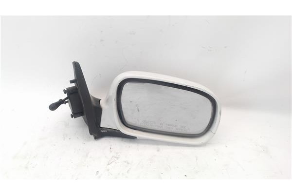 Recambio de retrovisor derecho para daewoo nexia referencia OEM IAM E13014002  
