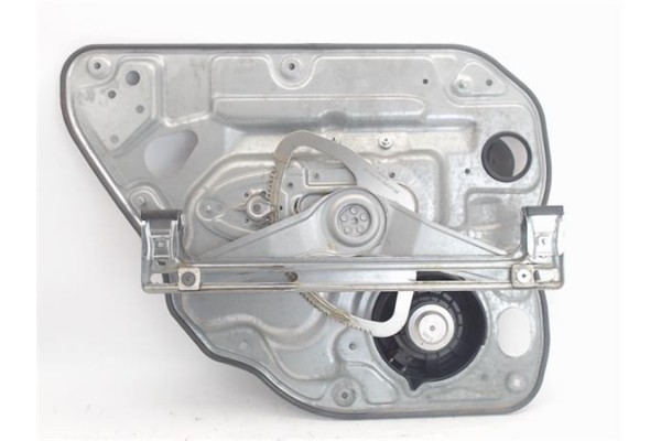 Recambio de elevalunas electrico trasero derecho para volvo v50 familiar referencia OEM IAM 8679083  
