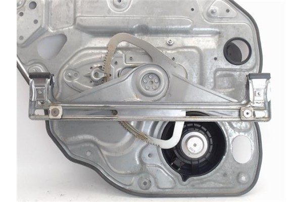 Recambio de elevalunas electrico trasero derecho para volvo v50 familiar referencia OEM IAM 8679083  