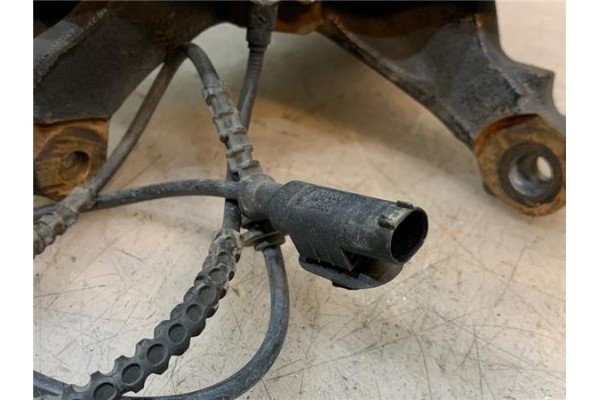 Recambio de mangueta delantero derecha para opel corsa d 1.2 referencia OEM IAM 95524779  