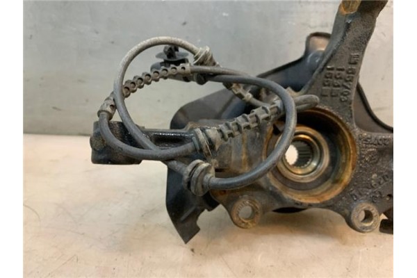 Recambio de mangueta delantero derecha para opel corsa d 1.2 referencia OEM IAM 95524779  
