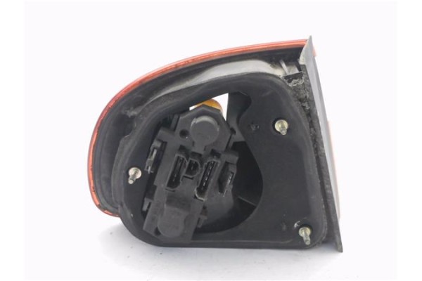 Recambio de piloto trasero derecho para seat toledo (1m2) 1.9 tdi referencia OEM IAM 1M5945096B  