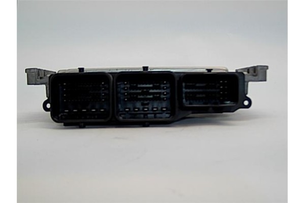 Recambio de centralita para citroen c3 1.4 attraction referencia OEM IAM 9677030080 1039S46815 