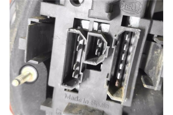Recambio de piloto trasero derecho para seat toledo (1m2) 1.9 tdi referencia OEM IAM 1M5945096B  