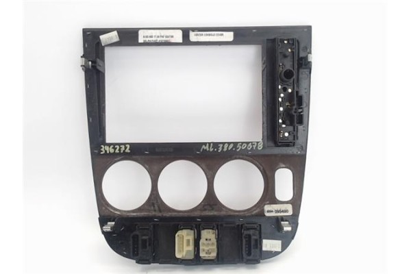 Recambio de embellecedor consola central para mercedes-benz clase m (bm 163) 3.2 320 (163.154) referencia OEM IAM A1636801736  