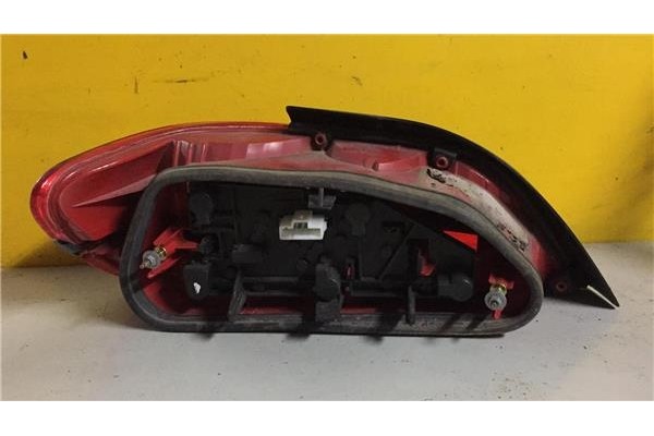 Recambio de piloto trasero derecho para peugeot 406 berlina (s1/s2) 1.6 sl referencia OEM IAM 9630364777  