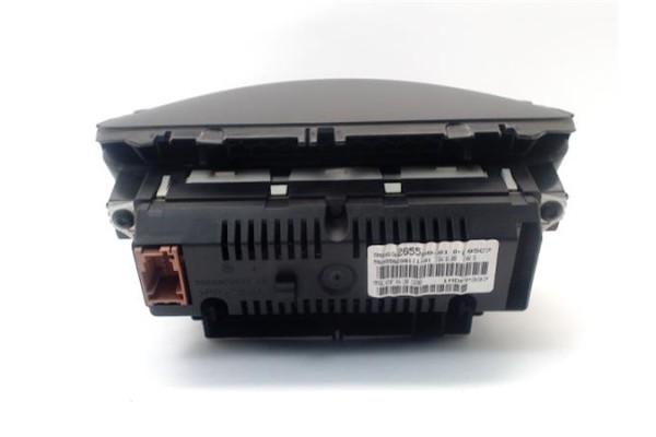 Recambio de display para peugeot 207 1.4 referencia OEM IAM 966320558001  