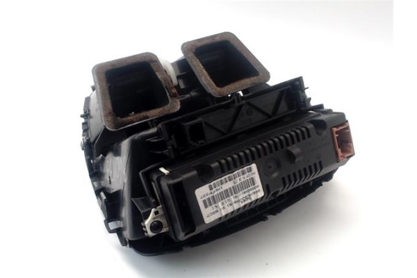 Recambio de display para peugeot 207 1.4 referencia OEM IAM 966320558001  