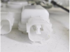 Recambio de cierre electromagnetico trasero derecho para renault master iii combi 2.3 l1h1 3,0t referencia OEM IAM 906123257R  