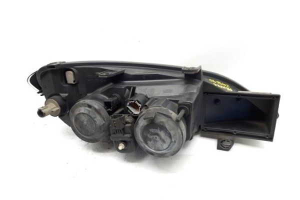Recambio de faro delantero izquierdo para nissan primera berlina (p11) 2.0 td referencia OEM IAM 260609F602 89006454 